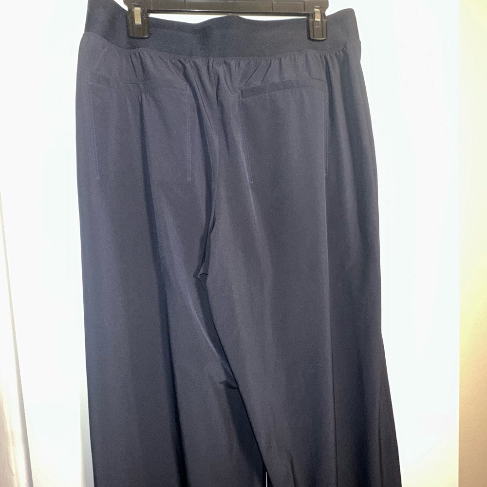 NWOT Athleta Navy Wide-Leg Pants